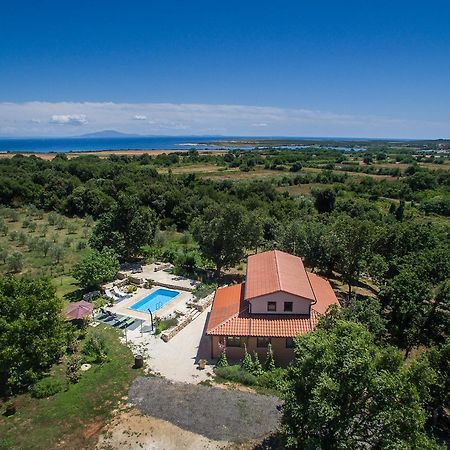 Beautiful Villa Palera With Private Pool Near Pula Ližnjan Zewnętrze zdjęcie