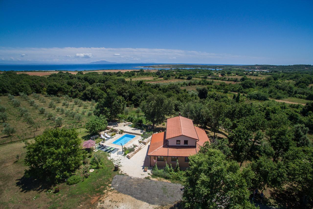 Beautiful Villa Palera With Private Pool Near Pula Ližnjan Zewnętrze zdjęcie